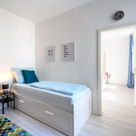 Grosszuegige Wohnung, Top-lage Auf Dem Werder, Max 4 Personen